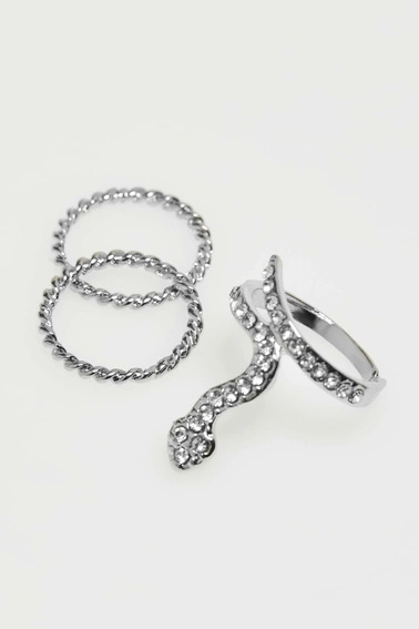 Zestaw pierścionków z elementami cyrkonii