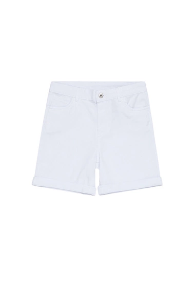 Szorty lyocell zapinane na zamek i guzik białe