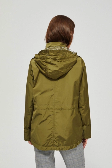 Kurtka wiatrówka z kapturem
