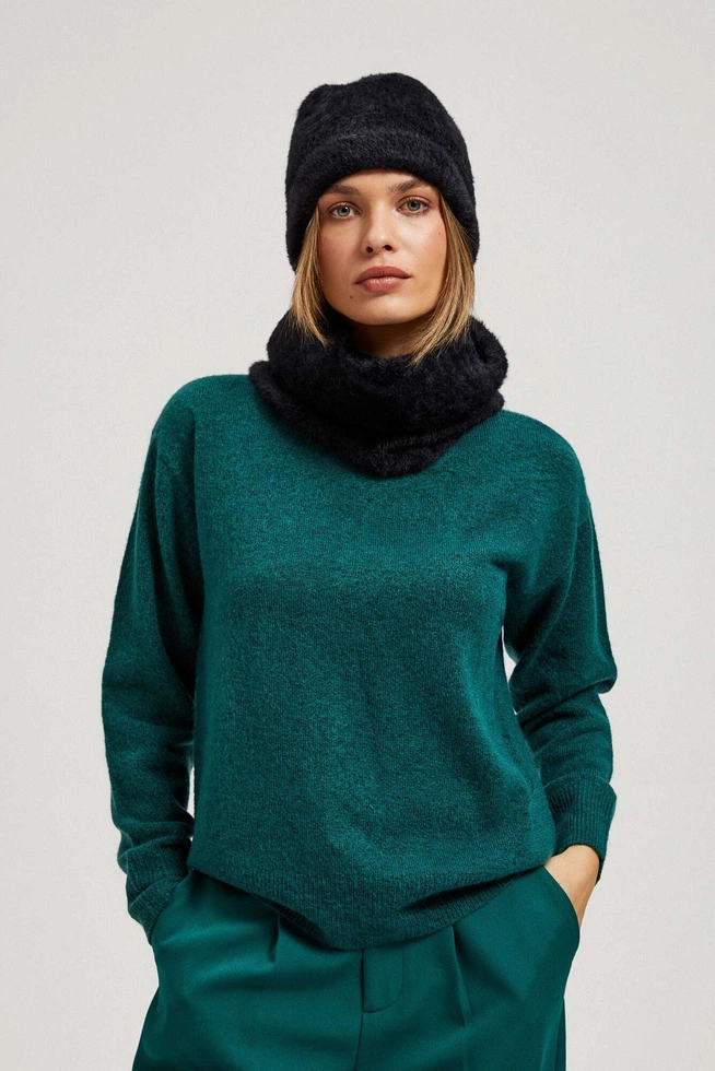 Ciepła futrzana czapka czarna