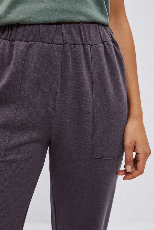 Gładkie spodnie dresowe z kieszonkami
