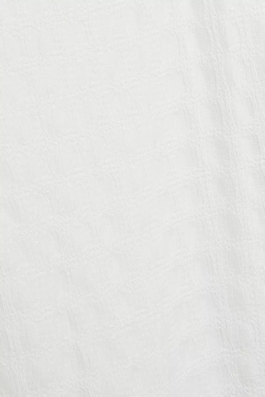 Bluzka z okrągłym dekoltem i strukturalną fakturą biała 