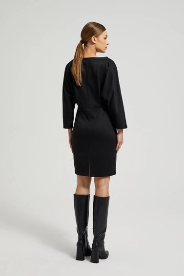 Gładka sukienka o długości przed kolano czarna