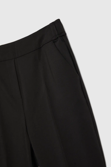 Eleganckie spodnie w kant czarne