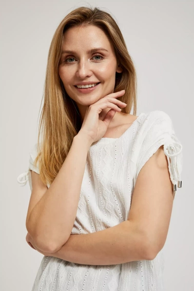 Bluzka z wiązaniem na rękawach biała