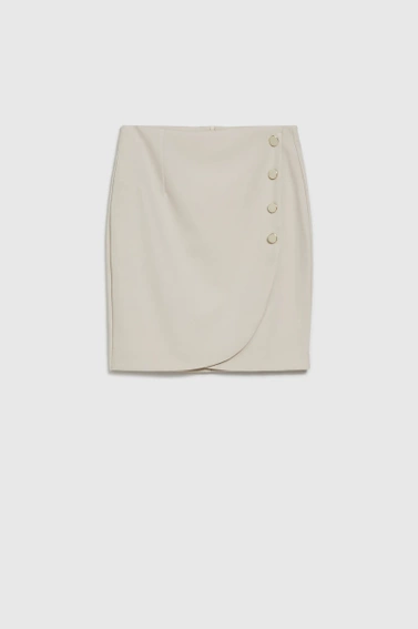 Spódnica z ozdobnymi guzikami beżowa