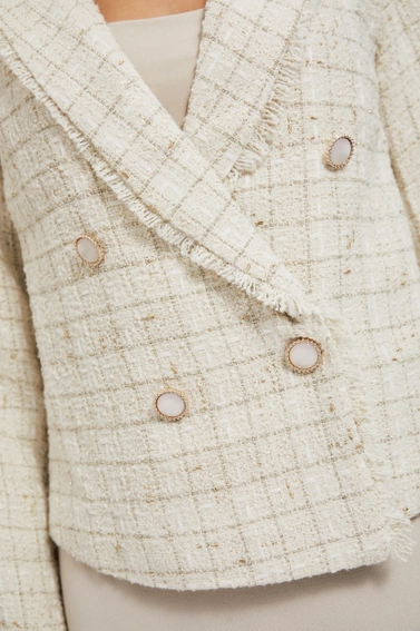 Marynarka w tweedowym stylu z ozdobnymi guzikami beżowa