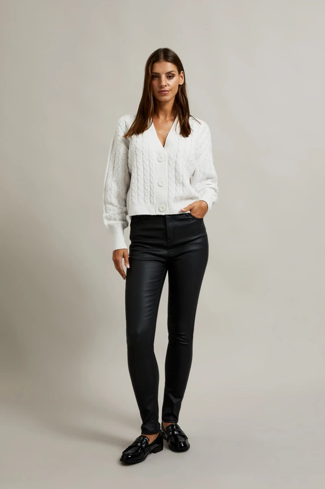 Woskowane spodnie rurki czarne