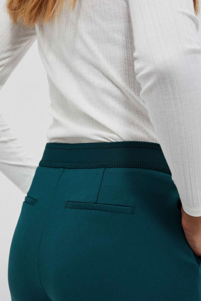 Spodnie z prostą nogawką szmaragdowe