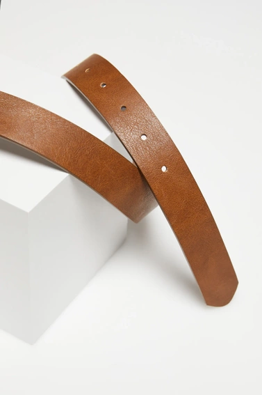 Gładki pasek z klamrą w kolorze złotym brązowy 