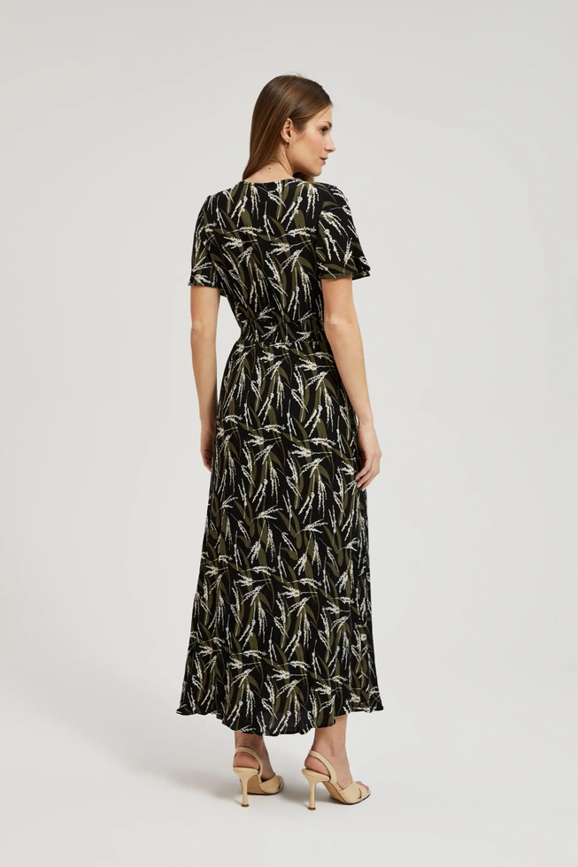 Wzorzysta sukienka midi czarna