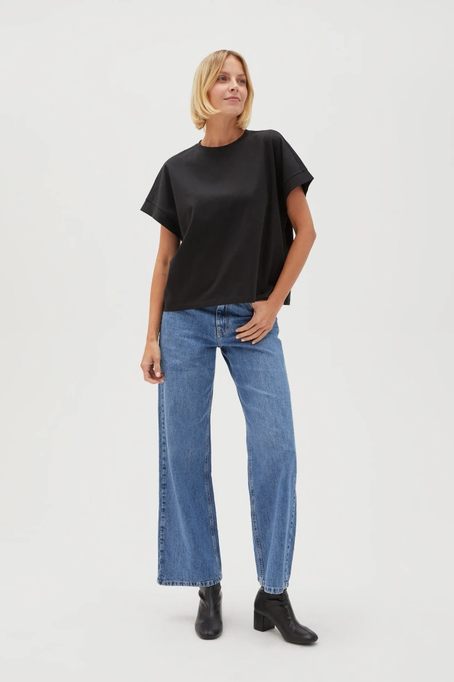 Bluzka z zamkiem na plecach czarna