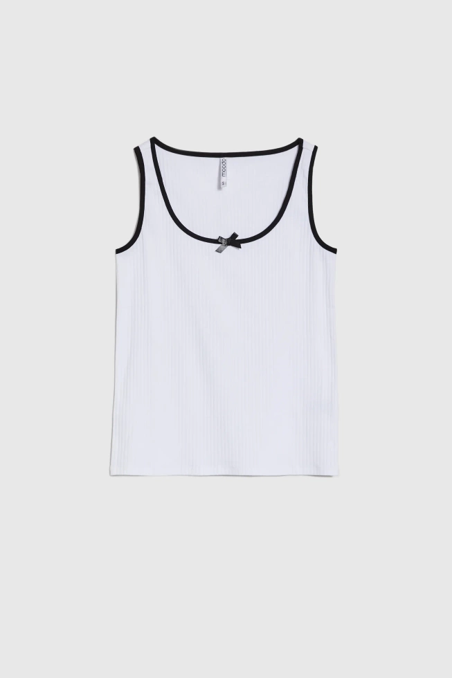 Dopasowany top biały