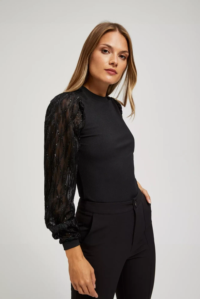 Bluzka z ozdobnymi rękawami czarna