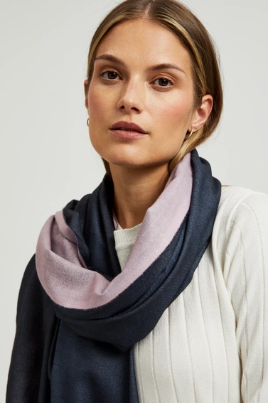 Szalik z frędzlami różowy