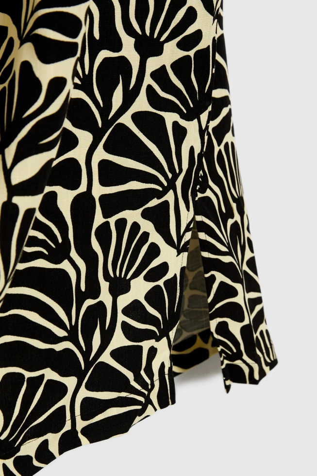 Sukienka o luźnym fasonie czarna