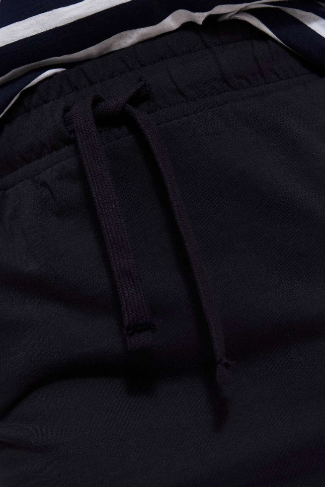 Gładka spódnica przed kolano granatowa