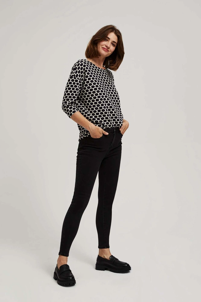 Jeansy rurki z efektem push up czarne