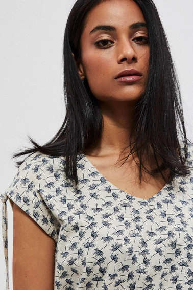 Bawełniany t-shirt z regulowanymi rękawkami piaskowy