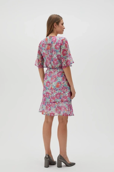 Sukienka w kwiaty fuksjowa