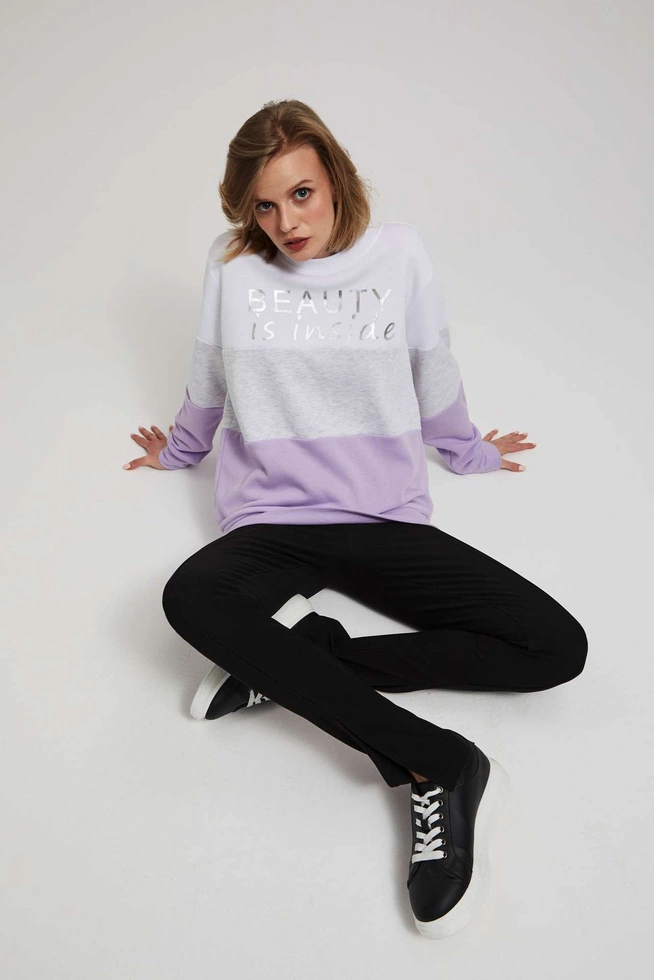 Bluza z nadrukiem lawendowa