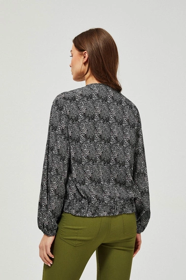 Koszula z głębokim dekoltem