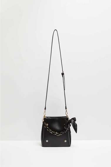 Torebka z łańcuszkiem czarna