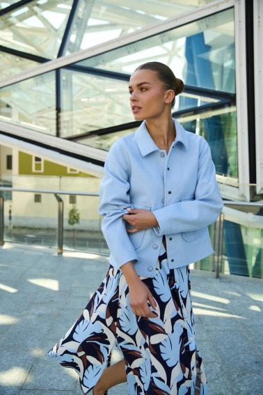 Krótka kurtka błękitna