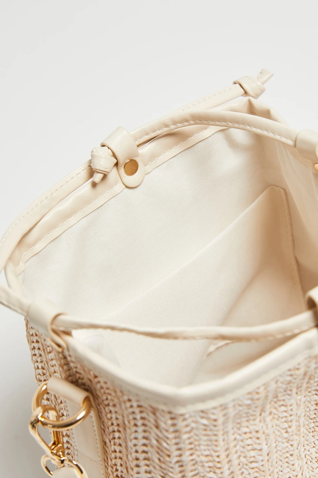 Mała torebka na ramię beżowa