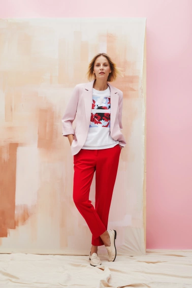 Spodnie w kant z prostymi nogawkami czerwone