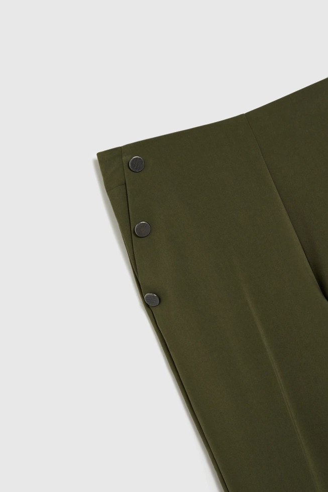 Spodnie cygaretki ciemnooliwkowe