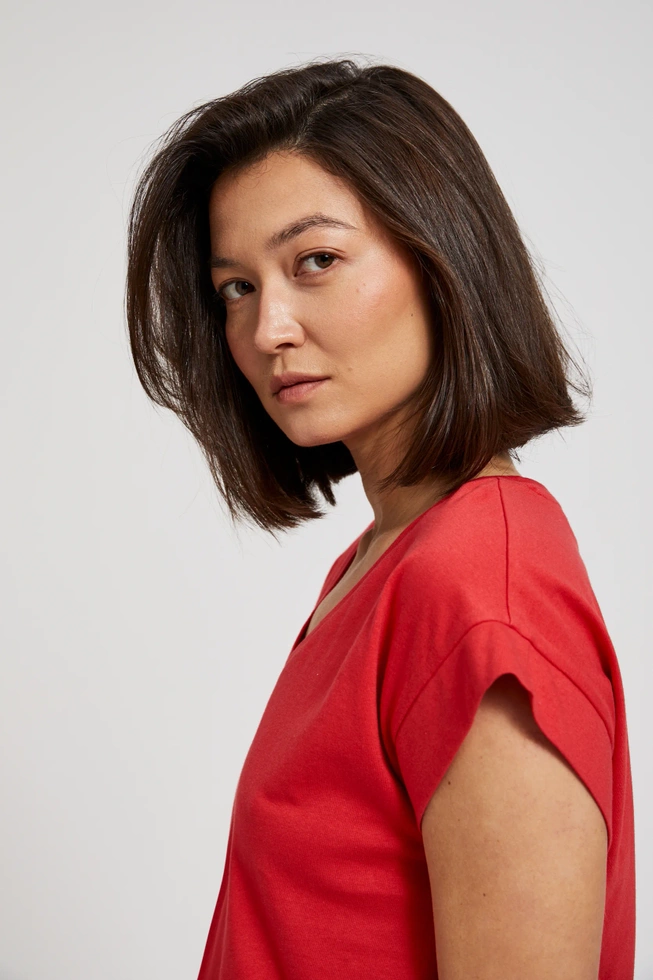 Bluzka z dekoltem w serek i gumą w pasie czerwona