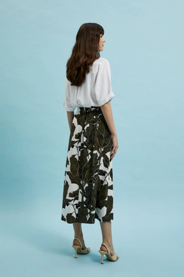 Spódnica midi z wzorem liści zielona