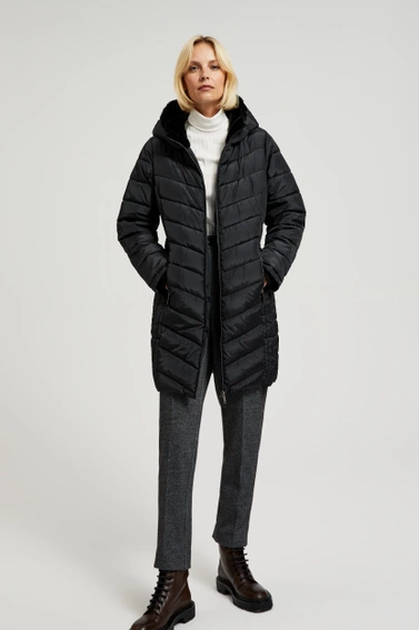 Pikowana kurtka z kapturem i zapinanymi kieszeniami czarna