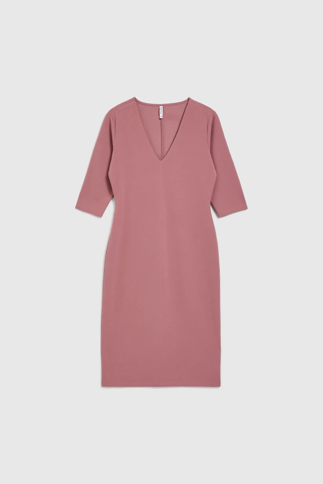 Gładka sukienka z dekoltem w serek pudroworóżowa