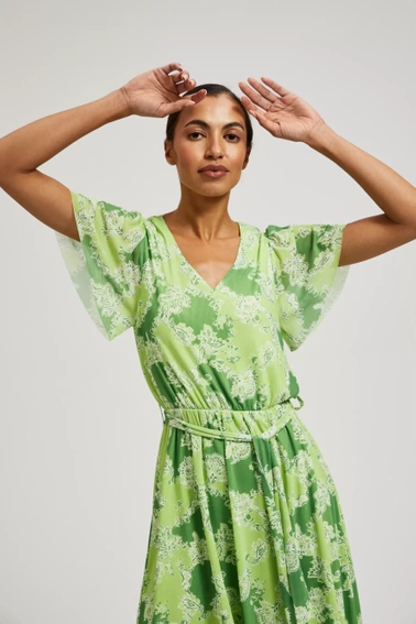 Sukienka w kwiaty zielona 