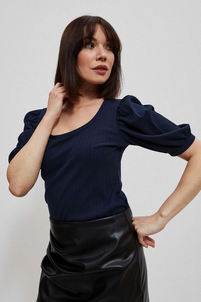 Bluzka z bufiastymi rękawami granatowa