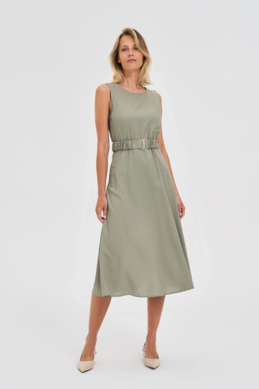 Sukienka z paskiem oliwkowa