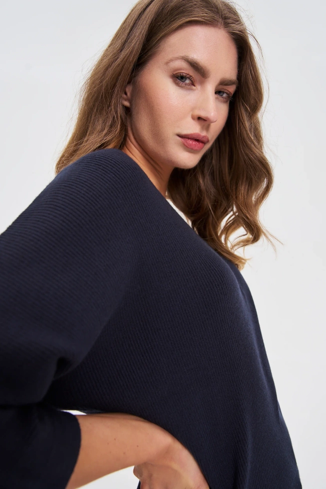 Sweter z rękawami 3/4 granatowy