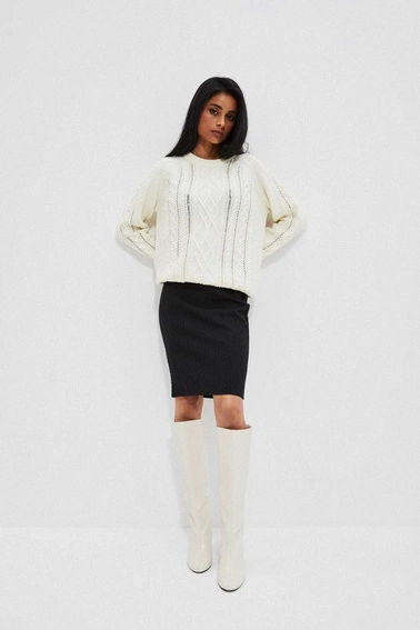 Spódnica z warkoczowym tłoczeniem czarna