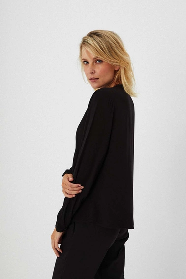 Gładka koszula z wiskozy czarna