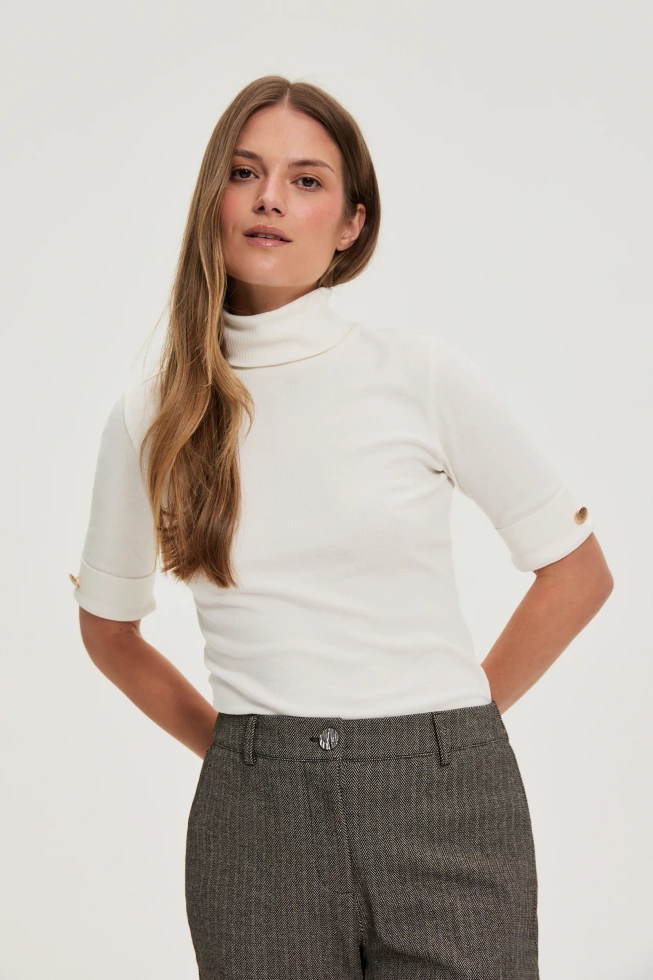 Bluzka z golfem ecru