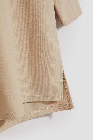 Bluza z szerokim golfem piaskowa