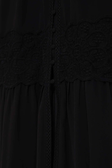 Sukienka maxi boho z koronką czarna