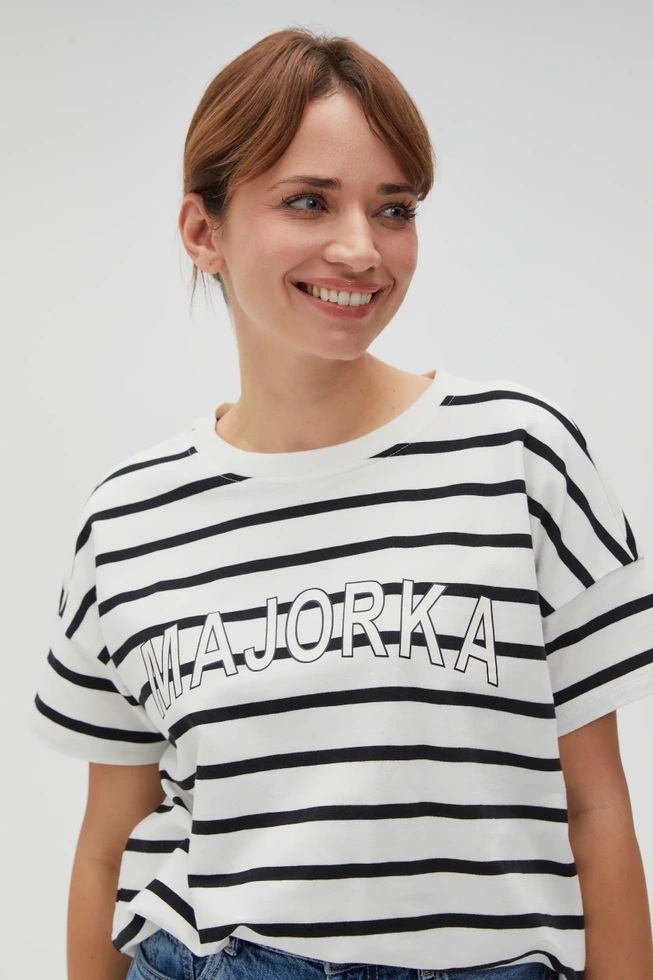 Bluza w paski z napisem biała