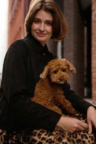 Kurtka z frędzlami czarna