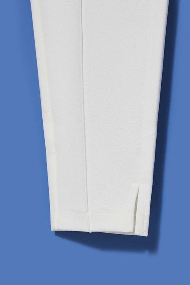 Spodnie w kant perłowe