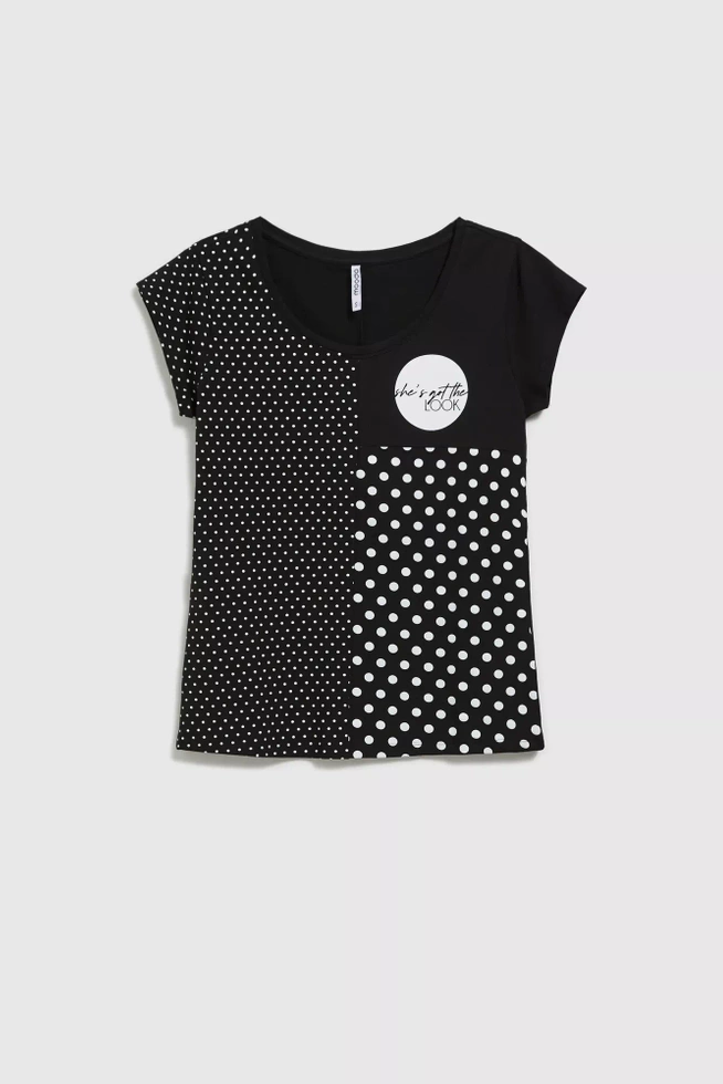 Bluzka ze wzorem kropek i krótkimi rękawami biała