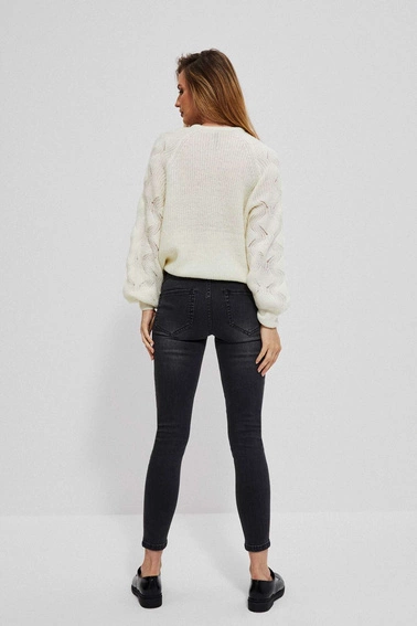 Spodnie rurki z przetarciami