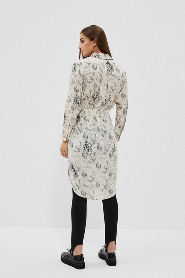 Sukienka z nadrukiem i paskiem